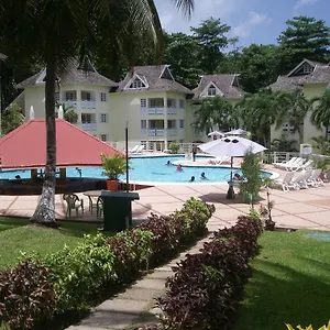 Seaview At The Ridge - Stunning View Of Apartment Ocho Rios